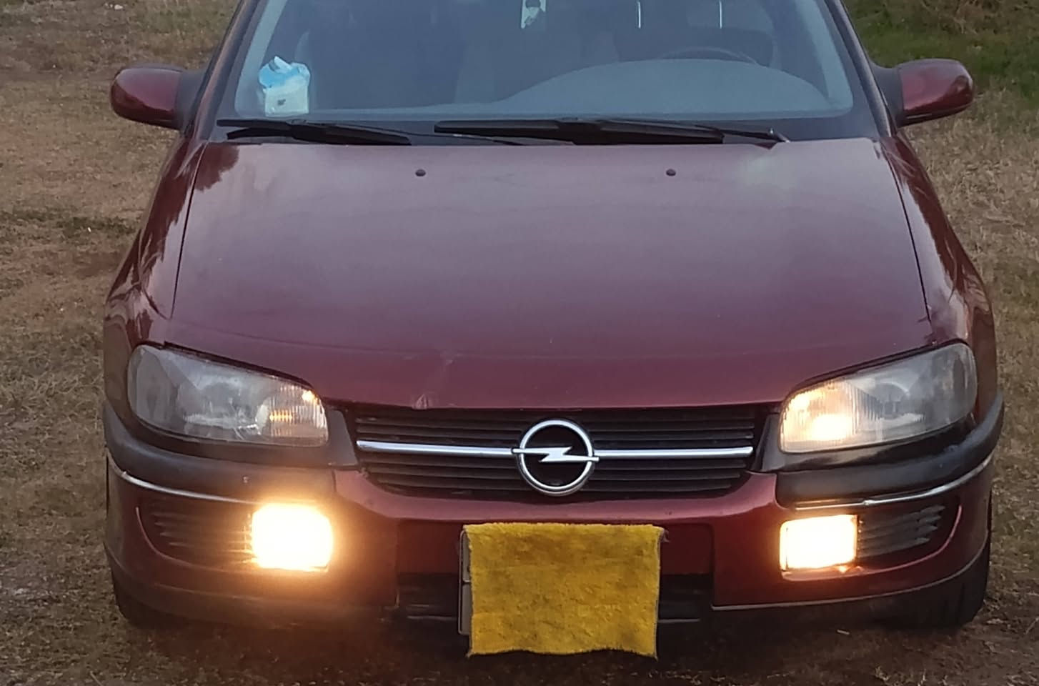 السلام عليكم
بيع او مراوس
أوبل بزون. ( صابونة)  موديل 1995 رقم سليمانية لون ماروني محرك 4 مفتوح حجم 2000 بلادي قبق اسود كير اوتماتيك سيارة جاهزة كير محرك تبريد كهربائيات عداد سرعة حماوة رون بانزين كل شغال تتقفل ريمونت جام كهربائي يصعد ينزل حدادية خلفي امامي باتري جديد لايت عالي ناصي دبل اشاير يمنة يسرا كل شغال دواخل نضيفة غرفة حلوة كشنات كهربائية
المالك بخانقين يريد مداور مداورها منطقة گلر السعر( 43 ) وبيه مجال ترهم مراوس 
رقم اسيا بي واتساب ( *********** )  (*********** )
مكان السيارة كربلاء
