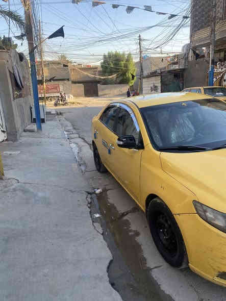 السلام عليكم فورتي 2010 
بيه لغد وجنطه 

مكاني بغداد مدينه الصدر الأورفلي 

السعر 68وبيه مجال 

***********
