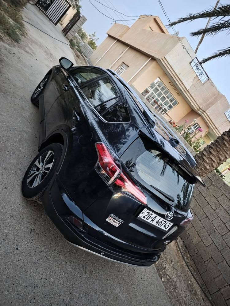 راف فور ٢٠١٨ وارد امريكي صبغ جاملغ او بنيد صور الحادث بل منشور سياره جديده 
فول مواصفات 
فتحه 
اشاير بل مري 
بصمه 
جنطه كهرباء 
فول مواصفات جديده 
ماشيه ١٥٥كم 
للبيع السعر ١٥٣ بي مجال حك الجيه العنوان ديالى بلدروز *********** بلاد رز, ديالى
