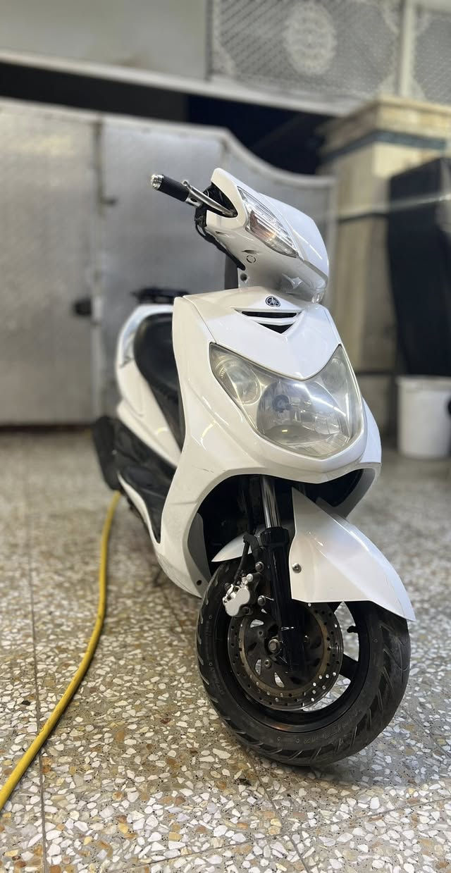 سلام عليكم دراجة سكنس فحل 140
وارد يابان قبغ نفخ لمكينة مجفته 
لسعر 500الف
للستفسار (***********)
