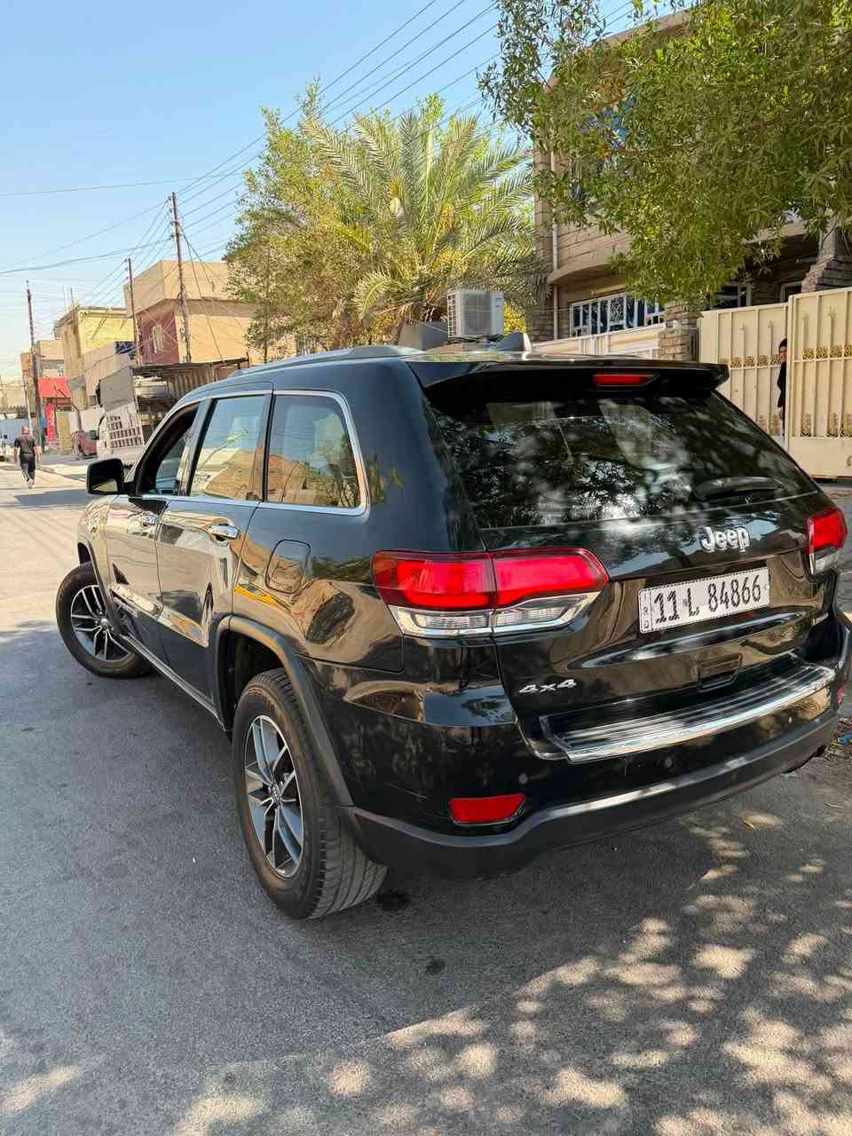 السلام عليكم جيب موديل 20 لمتد فول مواصفات رقم بغداد باسمي فتحه رادارات جانبيه جنطه كهرباء ومعروفه مواصفات المتد بيها قطع صبغ بدون دواخل  ولاشاصي ايرباك فقط برده ابيع عام مكينه مفتوحه جاهزه السياره سعر 165
رقمي ***********
