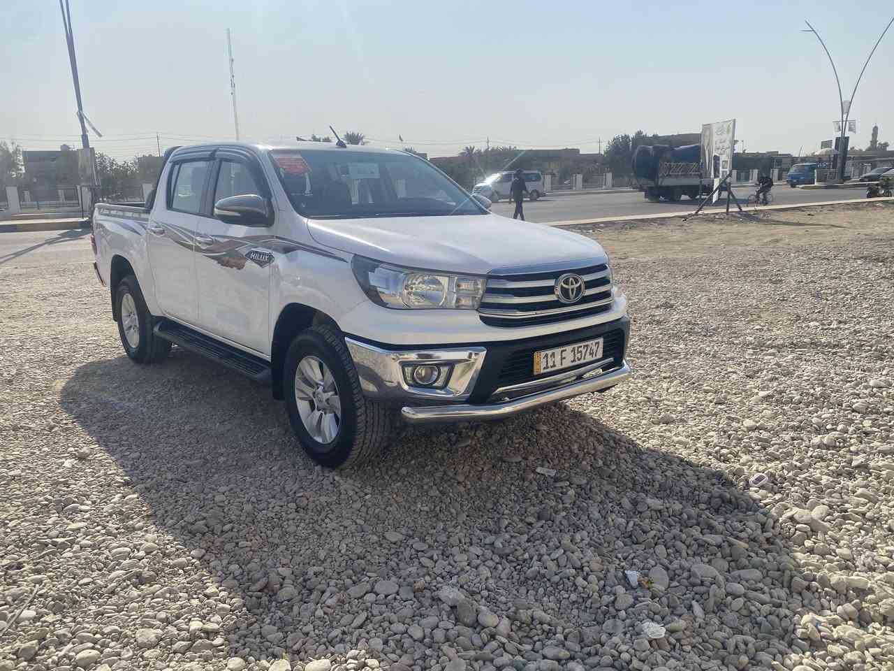 سلام عليكم سياره للبيع تويوتا هايلكس فورويل سياره مكفولة من صبغ ومن ضربة سنوية جديدة موديل2016 تبريد مامي خلفي رقم بغداد مرحبا تريد تحويل ثاني م  سيارة ماشية 125 كير وتماتيك تبريد قطعتين ثلج هاذة رقم هاتف ***********. *********** عنواني. ديالى بلدروز
