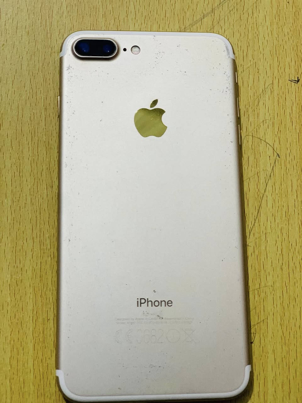 سلام عليكم جهاز ايفون 7بلاص جهاز مستبدل بطاريه 100 نموذج mذاكره 128 الاستفسار مراسله وتساب ***********
