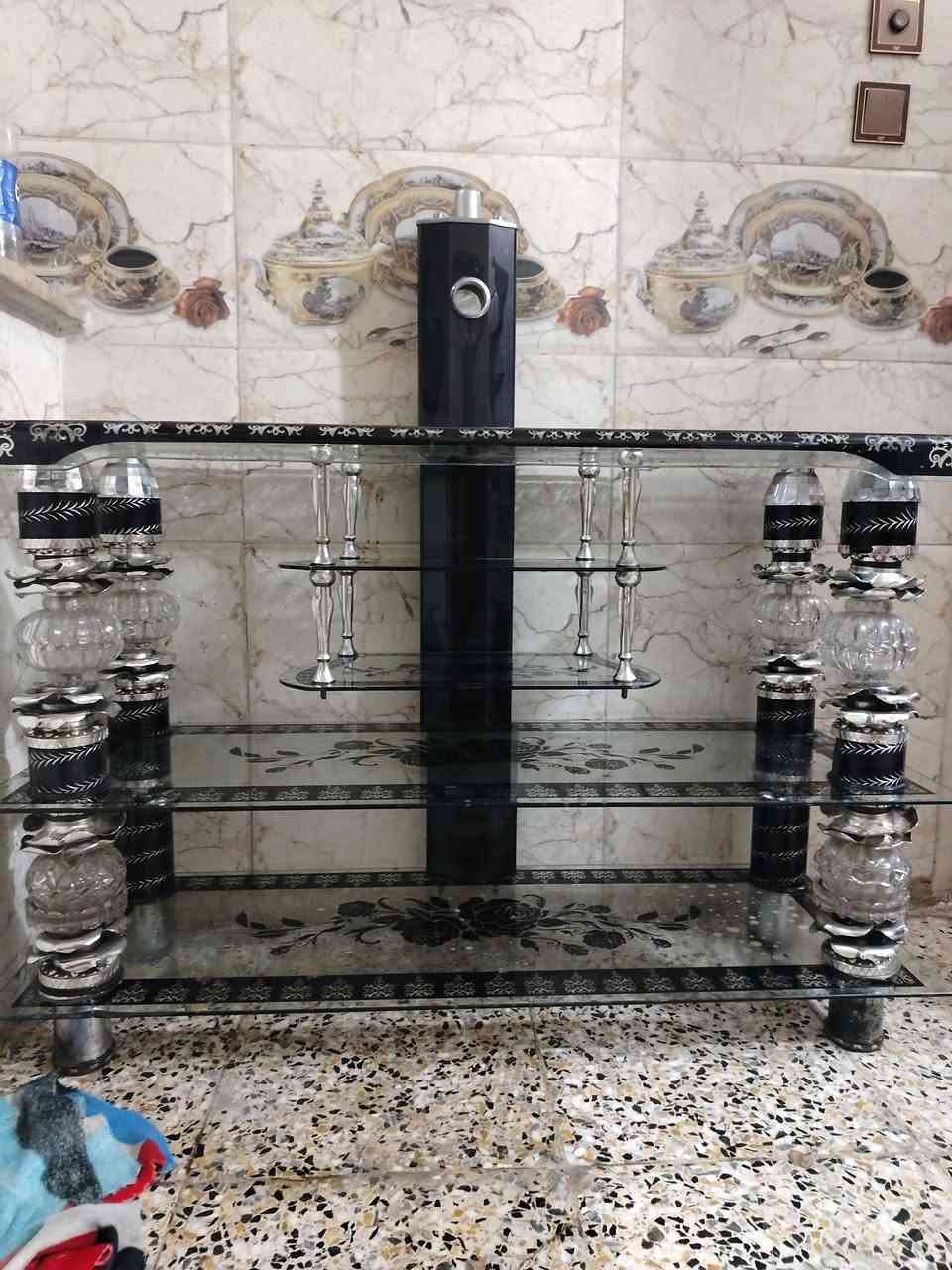 ميز بلازمه كرستال لبيع السعر40مكاني بغداد الدوره حي الصحة وتساب ***********
