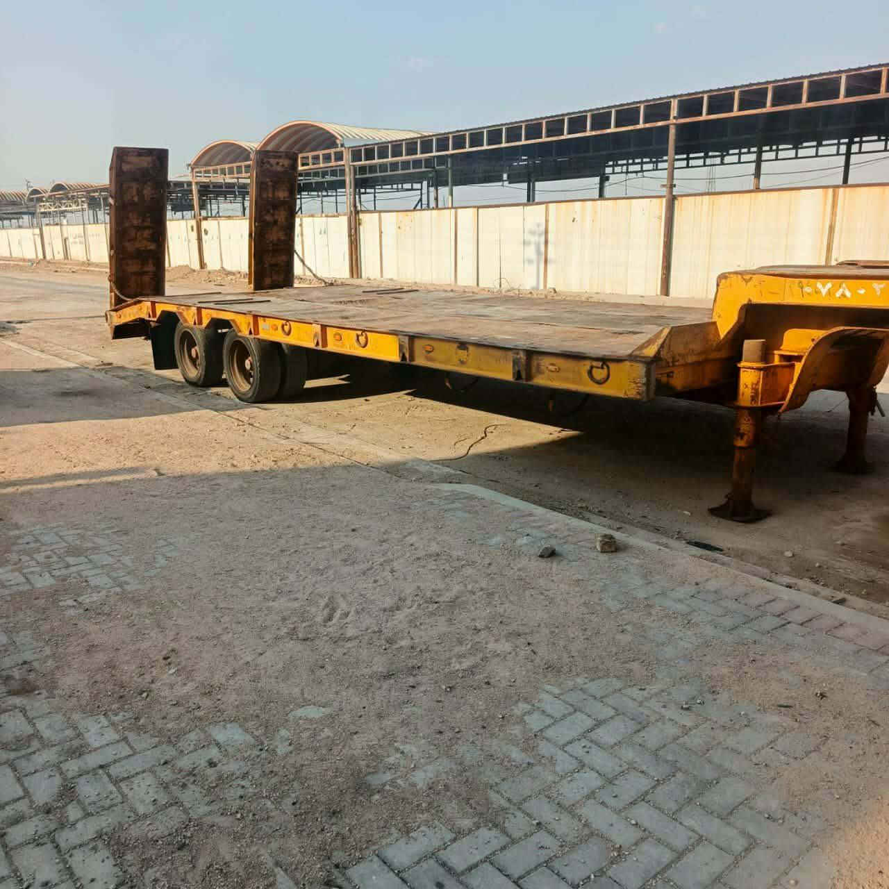 السلام عليكم
عربانة لودر الماني 
تاير 20ناصي دنكيرين سبرنك 
رنبات كهرباء 
الطول 9 مع الحنيه 
***********
