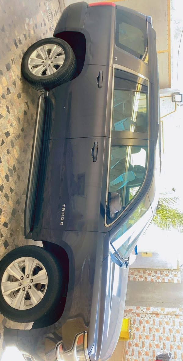 السلام عليكم تاهو2015 اربيل عليها أشارت حجز من قبل الكردي ابيع هل موجود واكفلك بل سرقه والعشائر مكينه كير اكسل حداده كلها على وضع الشركه سياره جديده فول عده الفتحه LT صور الحادث بل منشور سعر 185 وبيها مجال الاستفسار *********** أو متواجد وتساب مكاني بصره دور الشرطه بيع او مراوس حسب القناعه ( اخوانه أنه مكلف بل نشر ) البصرة, العراق
