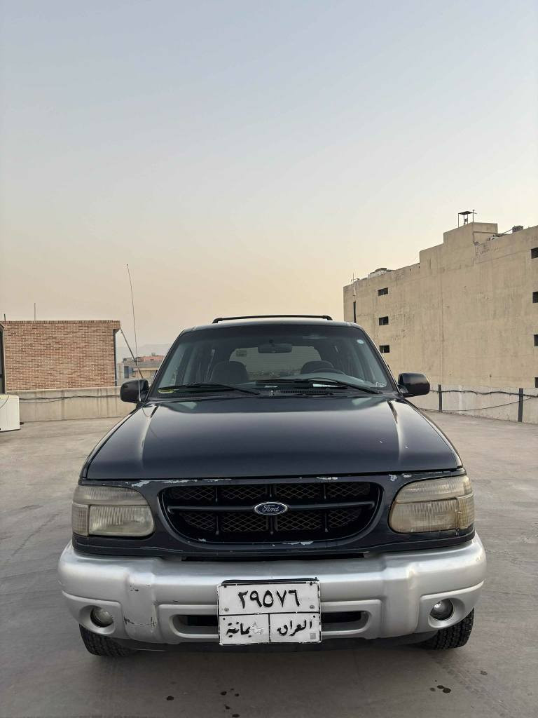 سەرەتا بەناوی خوای گەورە
فۆرد ئێکسپلۆرر مۆدێل ٢٠٠٠
میکینە ٤٠٠٠ دەبڵ ئەکسل غازو بەنزین نۆزڵ پلاک و بانس و فلنجەی تازە گۆڕاوە کامل مەسروف کراوە کارەبای و هەموو گیانی بەشەرت تەبرید سارد وگەرم لەسەر سیوچ ئەکسل و دەبڵ ئەکسل بەشەرت ٤ تایەی تازە بێ لێدراوی کامل بۆیاخ لەسەر کاڵ بونەوە رەقەم سلێمانی سەنەوی و ئەولیات خرامە بە شەرت مەکینەی بەشەرتی دوکەڵ و بوخار 
شوێن سلێمانی سعر 60 گەڵا مەعامەلە
***********
*********** السليمانية, العراق
