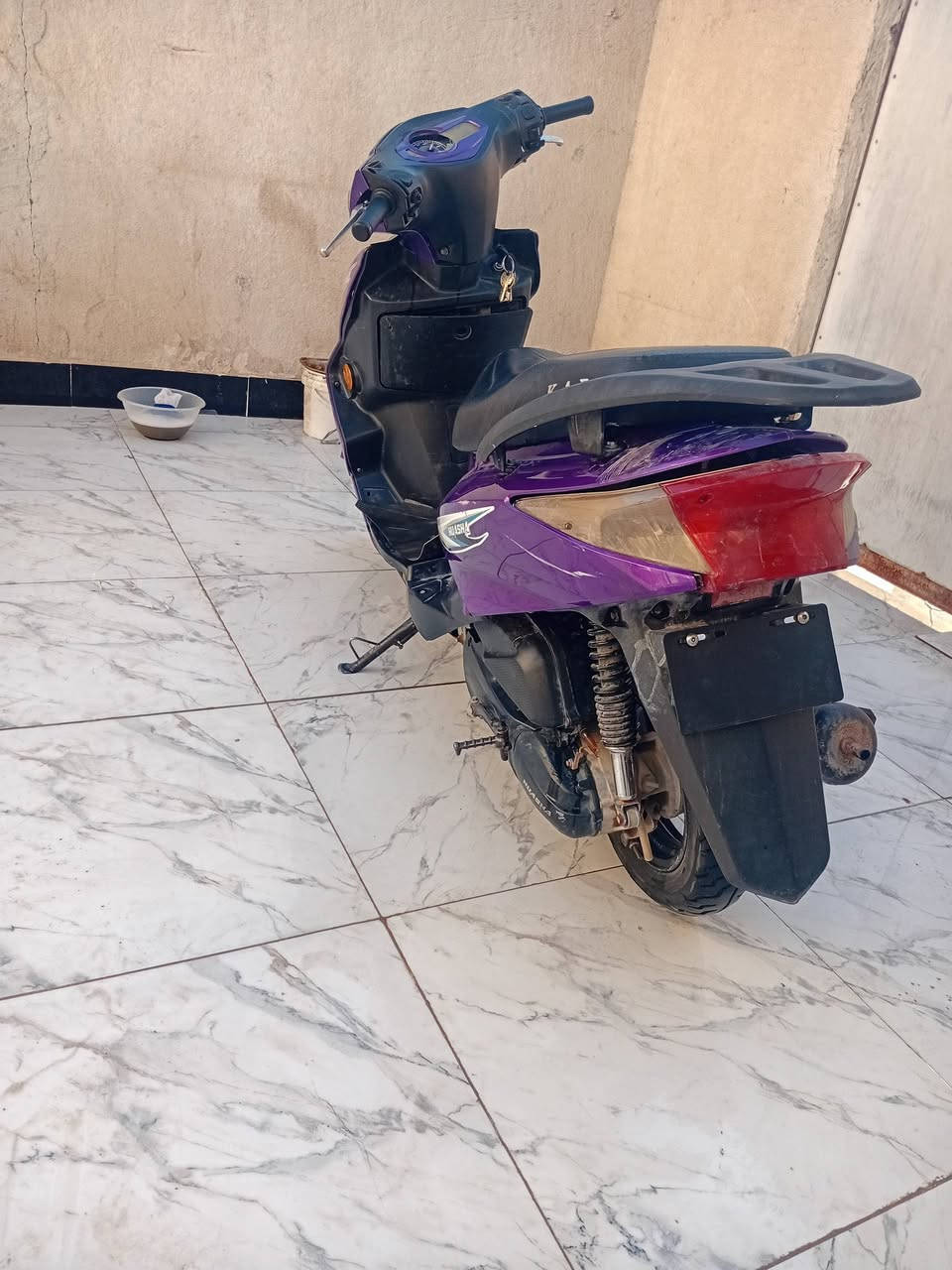 سلام عليكم الدراجه نضيفه الدراجه ما مفتوحه الدراجه عوزها بس سلف وسلف ما عطلان سعر 350


**إذا كنت صاحب هذا الإعلان وتريد حذفه لأي سبب، رجاءا أرسل رسالة إلى الدعم الفني**