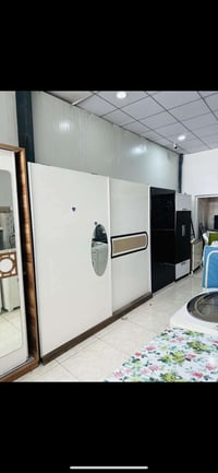 100 الف للبيع بسعر مناسب  واتساب 07760947002