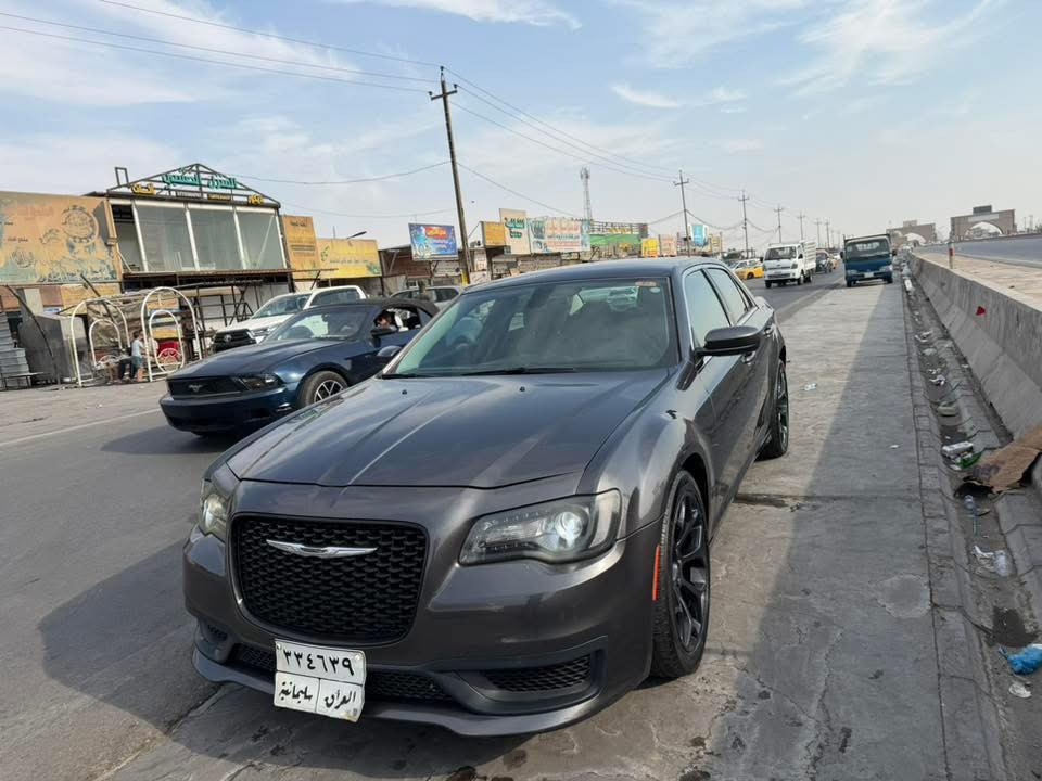 السلام عليكم 
للبيع او مراوس با الجيب الشكل الجديد 
كرايسلر اوباما .

تو ويل

الموديل :2019 . 

العداد : 25 ميل وظع شركة 

المحرك : 3.6L . V6 .

الرقم : سليمانية )

المواصفات :
 
* ⁠مصابيح اماميه زينون .

* ⁠ويل قياس 20 انج عنكبوت .

* ⁠مقاعد جلد .

* ⁠مقاعد السائق كهرباء  .

* ⁠مثبت سرعه .

* ⁠كامره خلفيه .

* ⁠مرايا متحسسه للاضاءه العاليه .

* شاشه جبيره .

* ⁠السياره⁠ بجم عريض 
بدون حادث جاملغ الخلفي تخريب فقط
صور مرفقة
 ⁠للاستفار اكثر
السعر 255 
شكرا
***********
