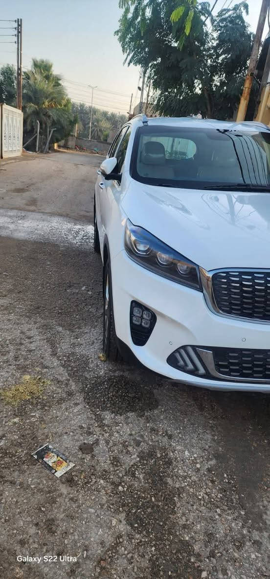 سلام عليكم.. يوجد كيا سورنتو موديل ٢٠٢٠ خليجي ماشيه(108)الف مكفوله فقط وجود رصعات خفيفه في    المكان بغداد  السعر 160 للاتصال والاستفسار ***********
