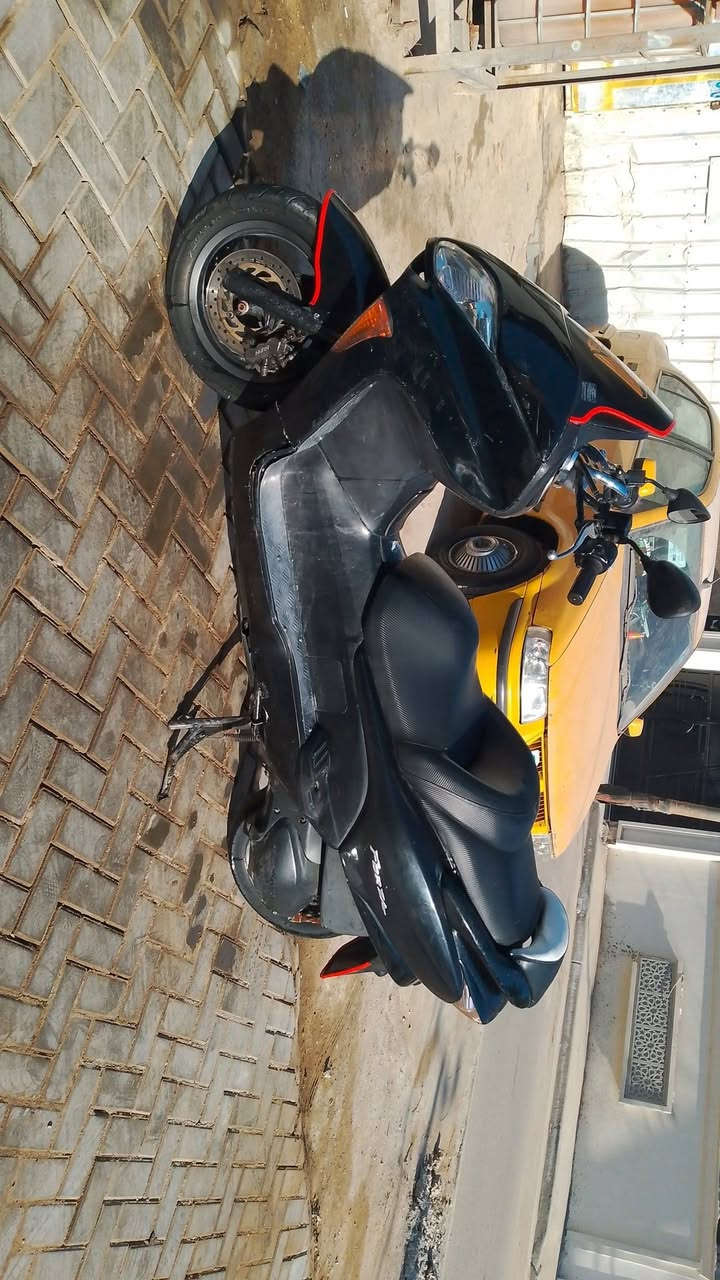 فورزة صفر 8كالمله مابيه اي نقص كهربايات كله شغاله عميه مفتوحه 900بيه مجال مكاني بغداد الامين ***********
