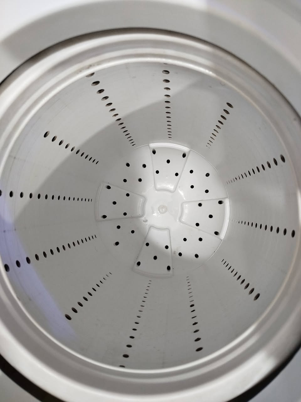 للبيع غساله حجم كبير جاهزه غسل وتنشيف ماداخله تصليح بيه ضمان سعر 110 مكاني كربلا ء حي العامل *********** 👈*********** وتساب ماسنجر موجود
