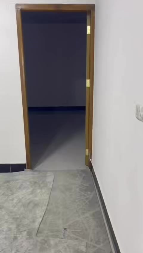 سلام عليكم بيت بل تنومه الأكوات الثانيه بيت رقم مو طابو معملته واصله الطابو مساحه 150السعر 160وقابل التفوض باقي التفصيل عل رقم ***********
