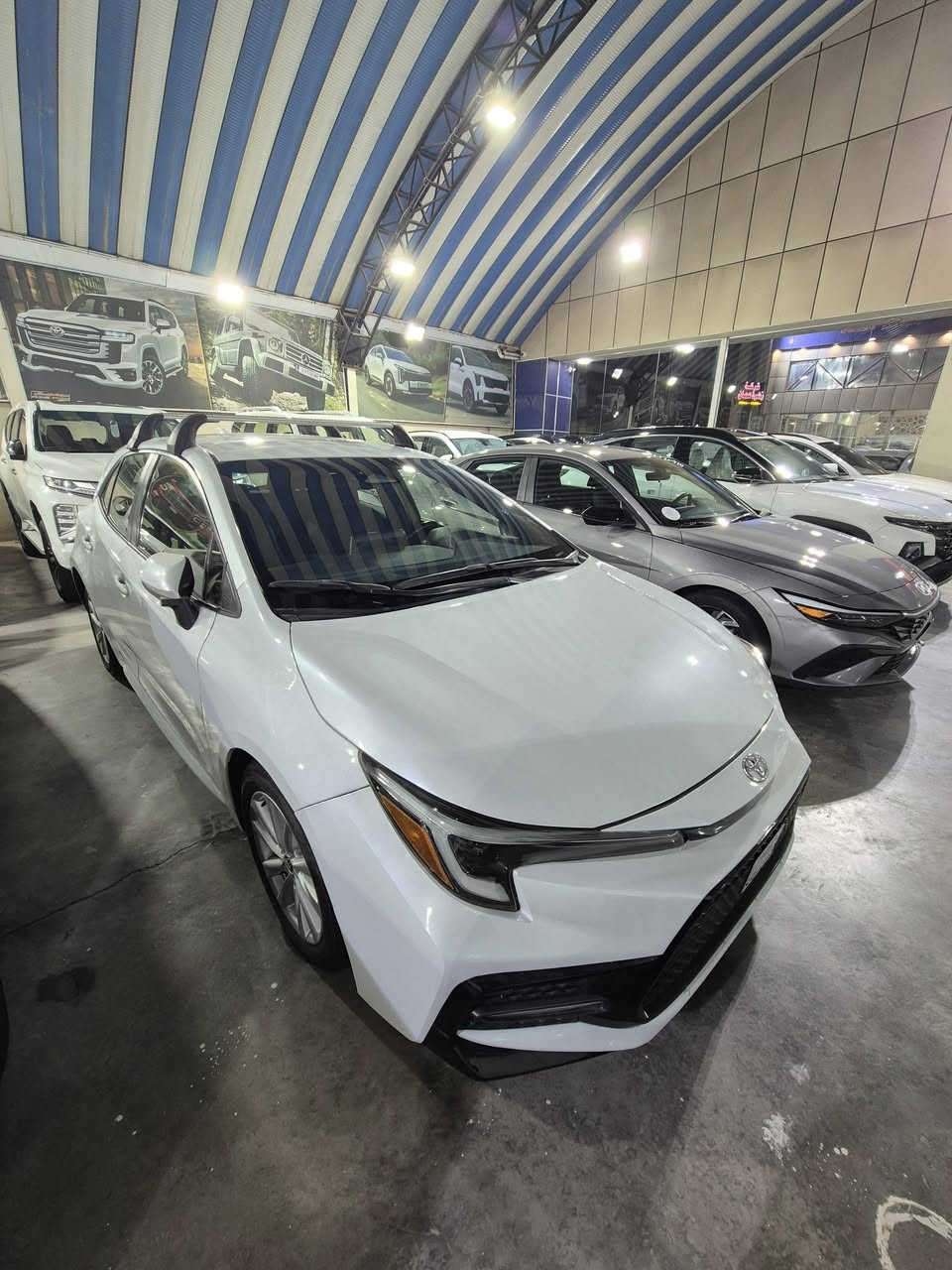 السلام عليكم
للبيع كورلا ٢٣ وراد امريكي فحص موقت بدون رقم 
ضرر بنيد وجاملغ الايمن مبدل ومصبوغ 
ايرباك ستيرن وتنته 
محرك 2000
السياره ماشيه 85 الف ميل 
مواصفات السياره se معروفه 
مكان السياره بغداد 
السعر ١٢٥ وبيه مجال 
***********
***********
