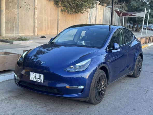 للبيع او المراوس 
السلام عليكم عندي تسلا مودل Y موديل 2023 دول ماتور لونك رينج اونلاين اخر تحديث حادثهة جاملغ خلفي بدون دواخل ماشية 41 الف عمر البطارية 96 ‎%‎ رقم بغداد باسمي تحويل ثاني يوم مواصفات التسلا المعروف كامرات جانبية كاميرا خلفية رادرات كشن جلد ويل كب 19 السيارة اي نقص مابيه 
السعر 218 ورقة وبي مجال 
مكان السيارة شقق الصالحية او شارع حيفا 
*********** مصطفى
