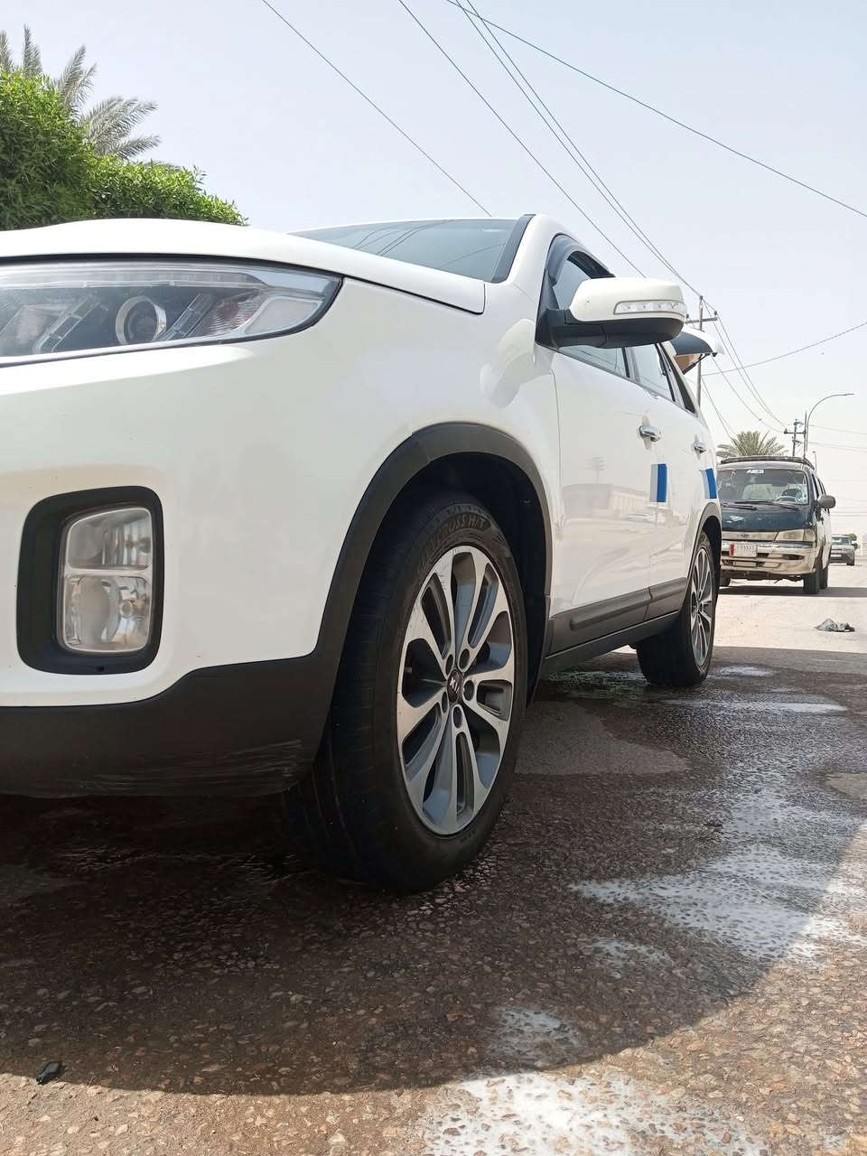 سلام عليكم سورنتو موديل 2014 خليجي
محرك 2400 4سلندر فول مواصفات ماعدا البنراما 
بصمه تشغل اشارت ترحيب    رقم جديد هزه جديده سنويه 2030 رقم اربيل   مابيهاا ضربه ابد 7 راكب تبريد 3 قطع 
السياره مكفوله مابيها ضربه أبد 
مكانه ديوانيه السعر160رقم الهاتف ‭

‭0774 251 1375‬
***********
