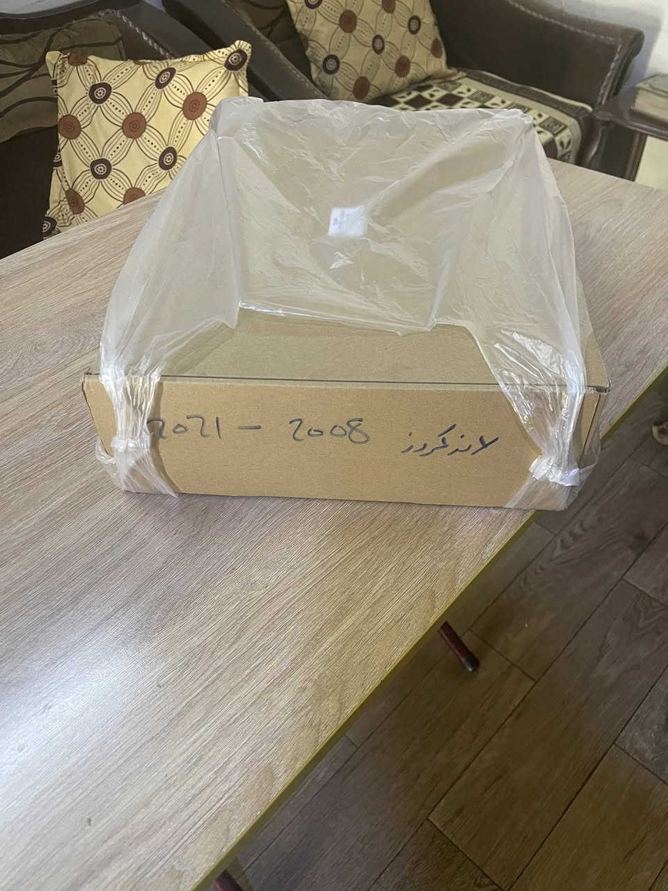 شاشه لاندكروزر على شكل لكزز ترهم من موديل 2007الى موديل2022 لك كابر ابلي ومواصفات ورام 64/4سعر 300
***********
