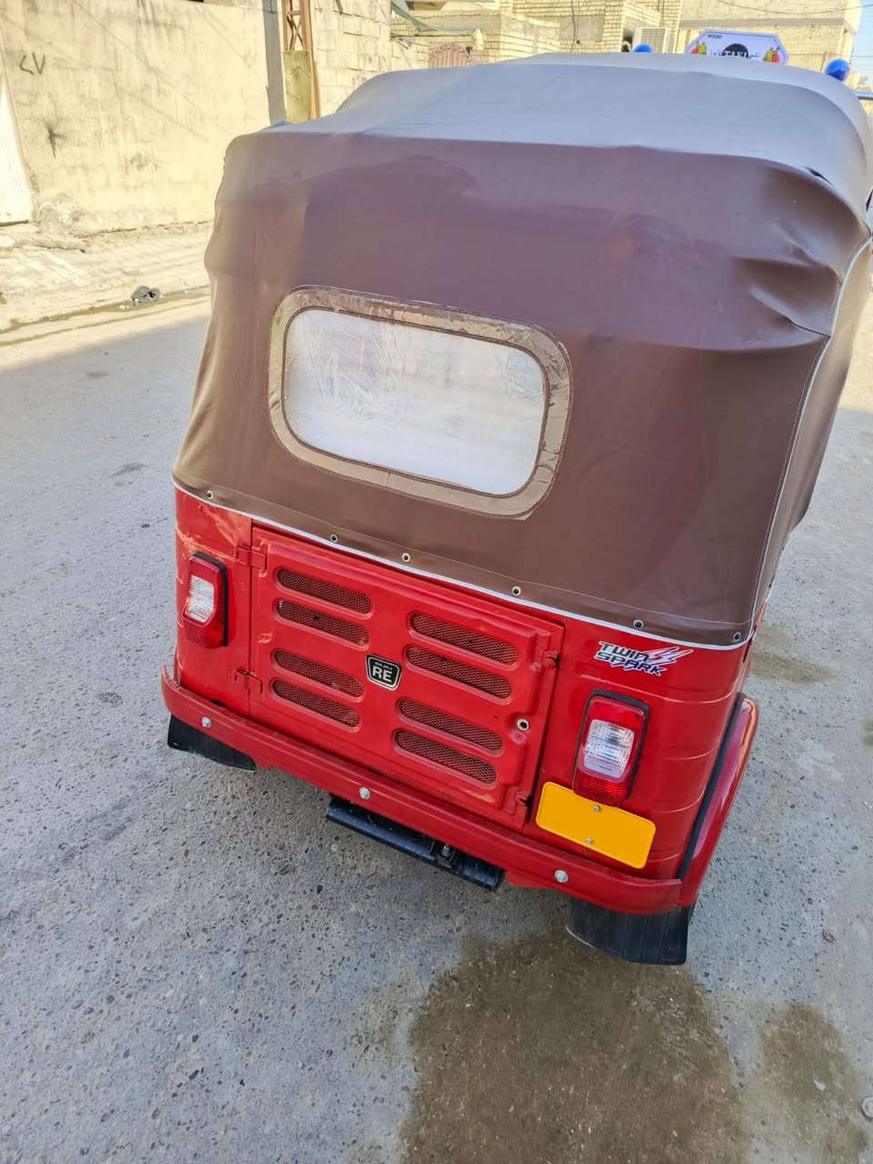 سلام عليكم تكتك للبيع موديل 2017 شهر 12 أوراق المصطفى تكتك جاهزه خير من الله العنوان بغداد الكماليه السعر 3400 وبيه مجال الهاتف  ‏‪0771 620 7716‬‏
