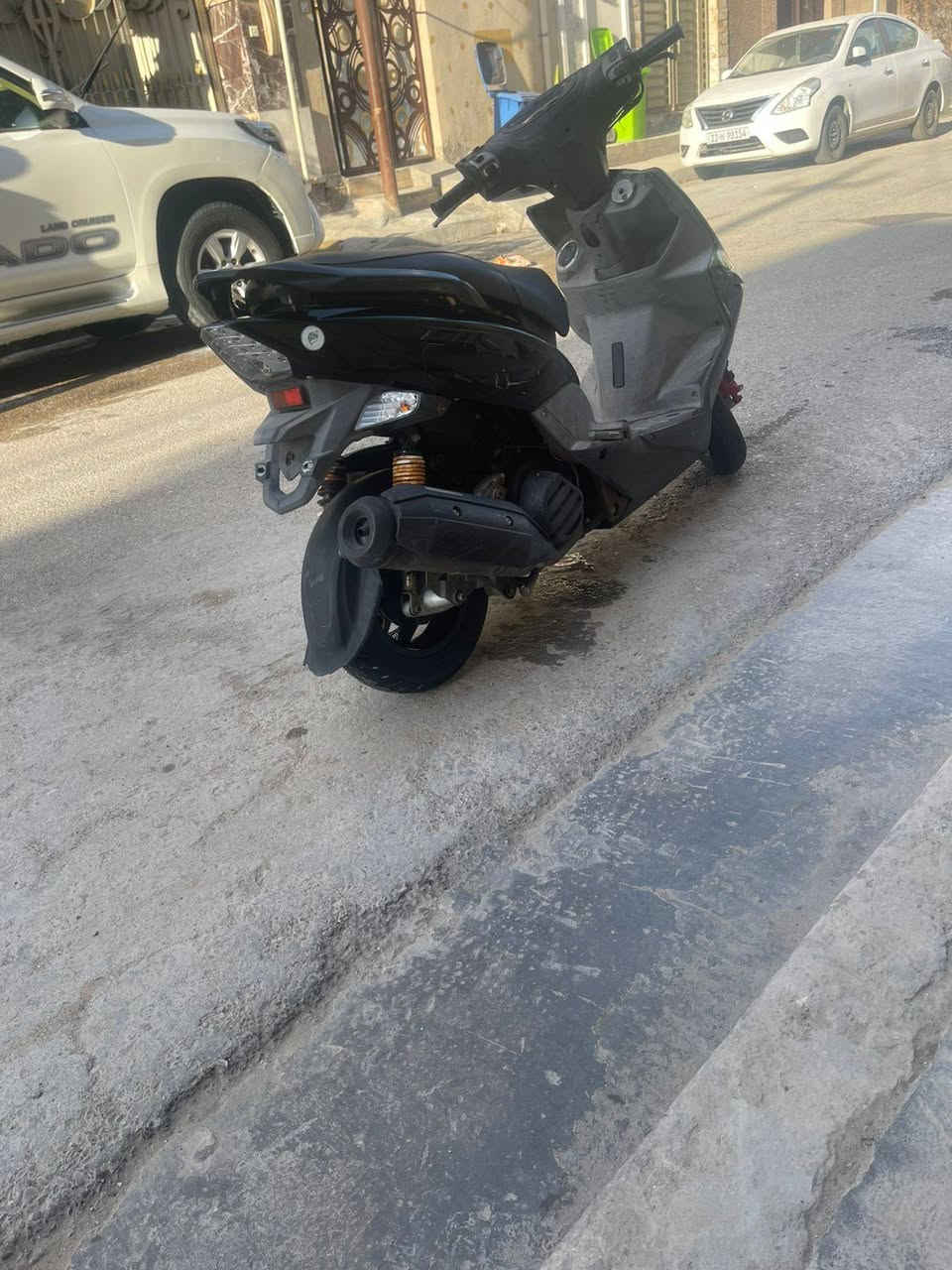 دراجه جديده صاله اقل الشهر نازله رمبه برغي ما مفتوح بيه جيب الف فيتر وتعال افحص برغي ما مفتوح بيه دراجت كله بلاد صاله اقل من شهر نازله رمبه مكاني بغداد الحريه لل تواصل بس وتساب او اتصال عل رقم ***********
