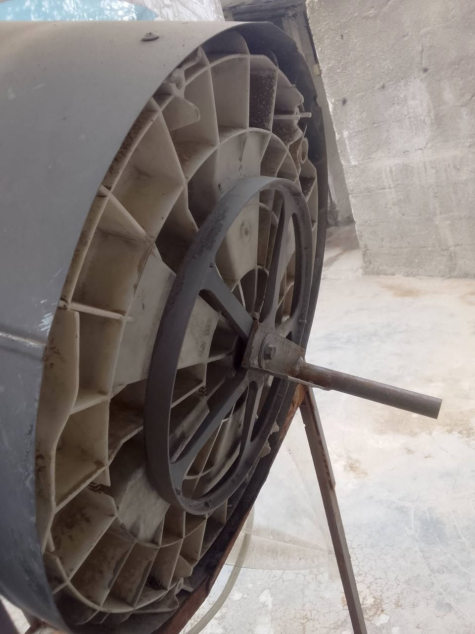 مكينه حب شمس لبيع نضيفه كل عيب مابي بس جيب غاز وشغل سعر 75 بي مجال شراي خابر ***********
