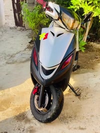 موطور ماكس ١٤٠شرط مامفتوح الموطوركزوز رياضي موطور حلو ونضيف رقم0770277...