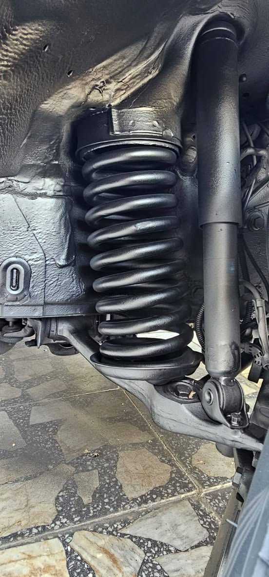 السلام عليكم
جانبو للبيع الحجم 560 أصل

موديل 1989
رقم بغداد 
وارد أمريكي

الون أسود

المحرك 8سلندر ابلاد جديد

حدادية جديدة صدر أمامي خالفي 

تخم تاير

بدون تبديل 

مصبوغة للجمالية

باقي التفاصيل عن طريق الاتصال

العنوان بغداد الكرادة 

رقم الموبايل ***********
