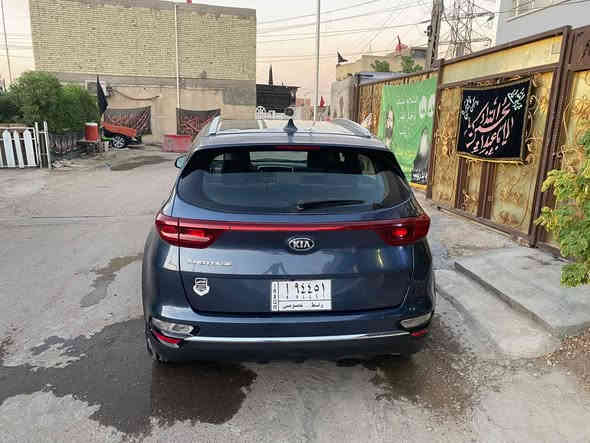 السلام عليكم كيا سبورتج موديل 20وارد امريكي حادثه جاملغين الامامي وبنيد السعر175وبيه مجال قليلا الاتصال علئ الرقم***********
