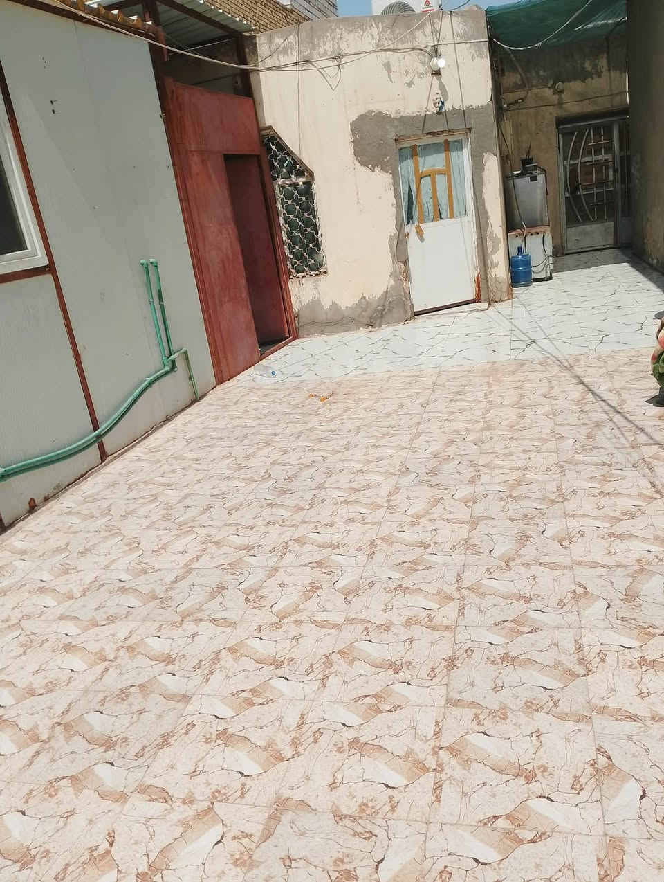 بيت اوقاف للبيع في حي النهظه قرب مدرسه الاكرمين ٣٠٠متر ٣غرف وصاله واستقبال وملحق كرفان السعر ٦٢وقابل للتفاوض


**إذا كنت صاحب هذا الإعلان وتريد حذفه لأي سبب، رجاءا أرسل رسالة إلى الدعم الفني**