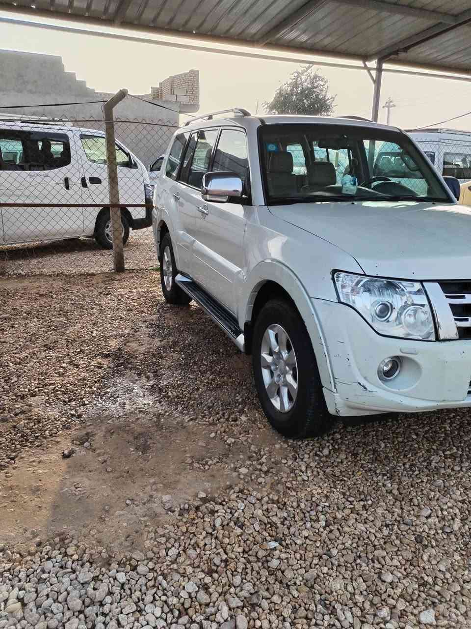 باجيرو 2014 حبتور رقم بغداد مكانها كربلاء المقدسة الاستفسار ***********
