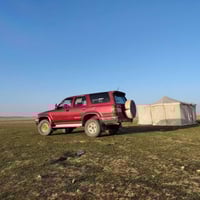 تويوتا هايلوكس سورف رنر موديل 92 بلاد كير ومحرك ففيتي جدد وكهربائيات د...