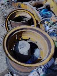 وياله شفل كتربلر 930 عدد 4 للاتصال 07707975518