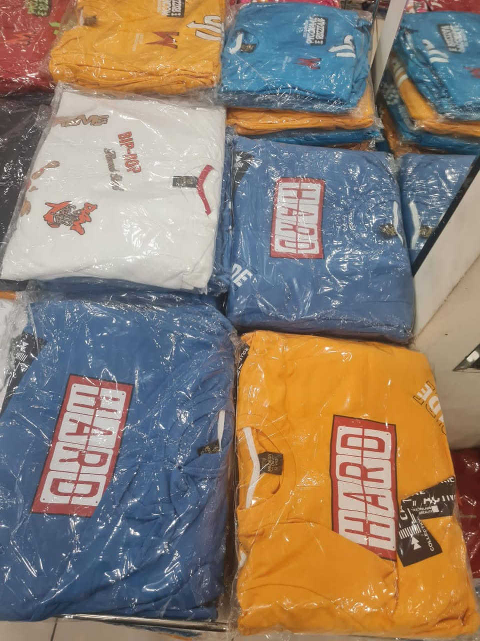 تيشيرت ولادي قياس3////12
العدد2000
السعر $$$$$$ 
#تركيا


**إذا كنت صاحب هذا الإعلان وتريد حذفه لأي سبب، رجاءا أرسل رسالة إلى الدعم الفني**