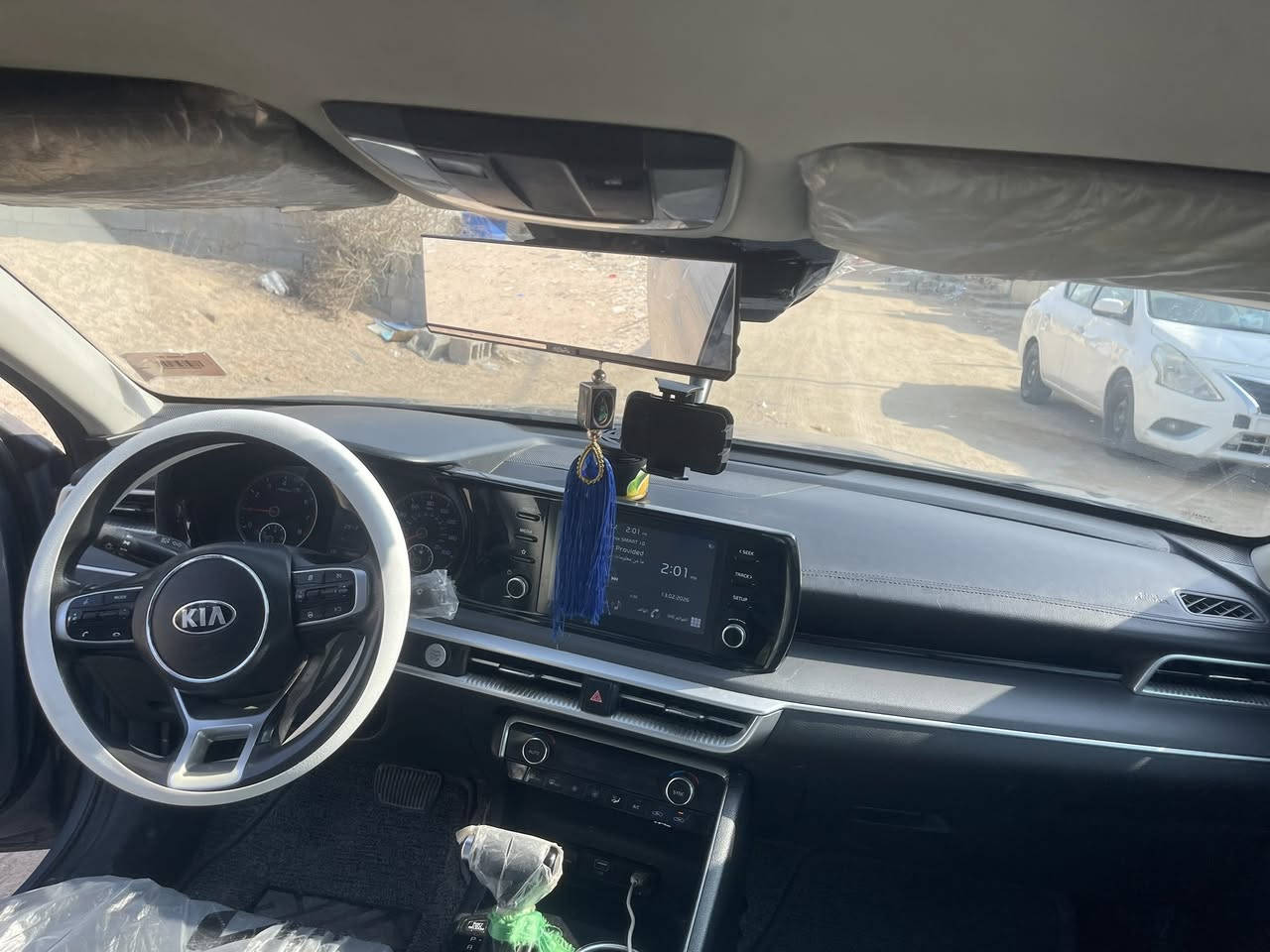 السلام عليكم
سياره كي فايف موديل 21 وارد امريكي ضربه بجم مكينه تيربو سياره معوقين سنويه 27 حساسات خلفي وامامي سياره جاهزه السعر140بيها مجال الطيبين الرقم***********
