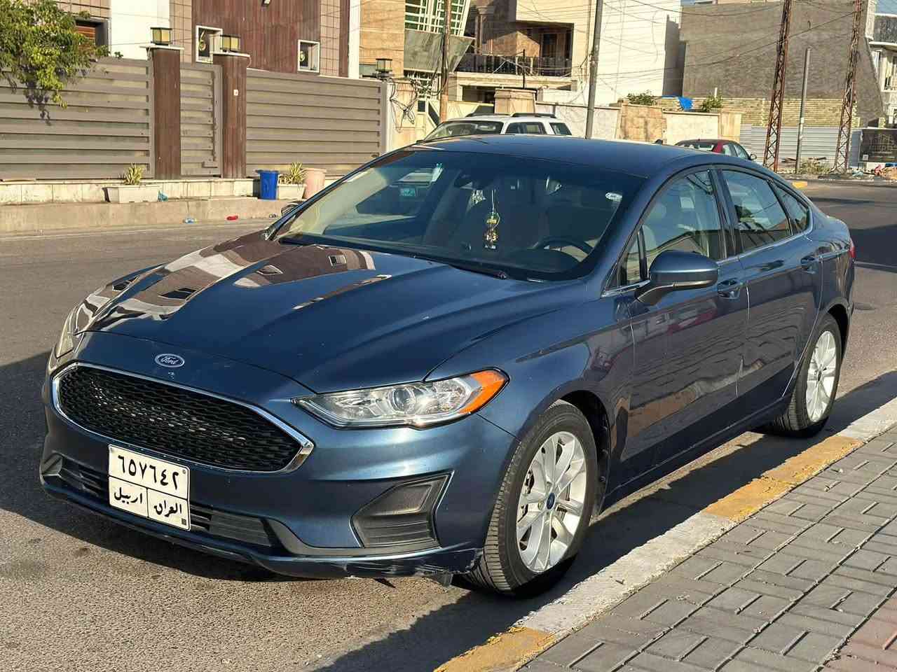 السلام عليكم اخوان فيوجن 2019
مواصفات se  قطعتين تبريد
ماشيه 83 الف قابل للزياده السياره حادثها الله يچفيكم الشر مثل ما موضح بالصور ، السعر 115 و بيها مجال 

مكان السياره بغداد السيديه
***********
