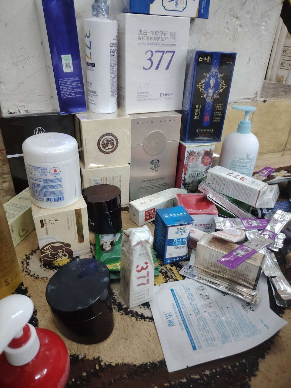 السلام عليكم ورحمة الله كارتونه عنايه بل بشره كوري اصلي وصوني عليهه واتصل بيهم مغلق تقريبا ٤٠ قطعه
السعر ٤٠ الف تطلع عليك القطعه بالف وبيهه فوك  ل ٤٠ قطعه


**إذا كنت صاحب هذا الإعلان وتريد حذفه لأي سبب، رجاءا أرسل رسالة إلى الدعم الفني**