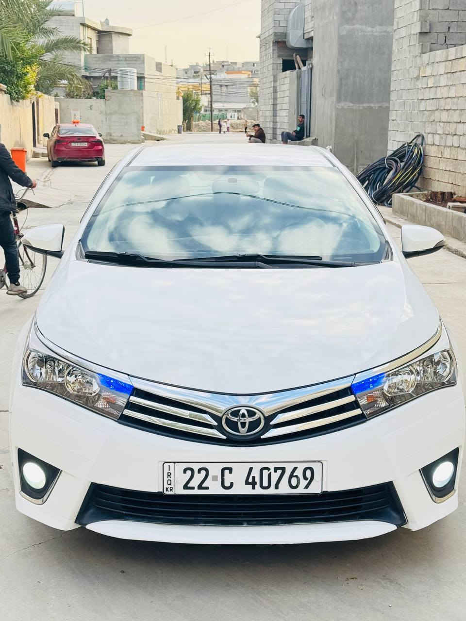 السلام عليكم...
كورلا 2015 ياباني اصل خليجية مكينة 2000 مكفولة كفالة عامة من التبديل والصبغ عدا بارد بسيط جدا في باب السكن مامبين نهائياً صدر امامي خلفي جديد مكينة كير بشرط بدون فتح 

شاشة 

كاميرا 

حساسات 

تحكم ستيرن 

جام اوتو 

مانع انزلاق 

داخل بيجي 

السعر 150 بيها مجال للشراي  مكان ديالى جلولاء 

رقم الهاتف ***********
