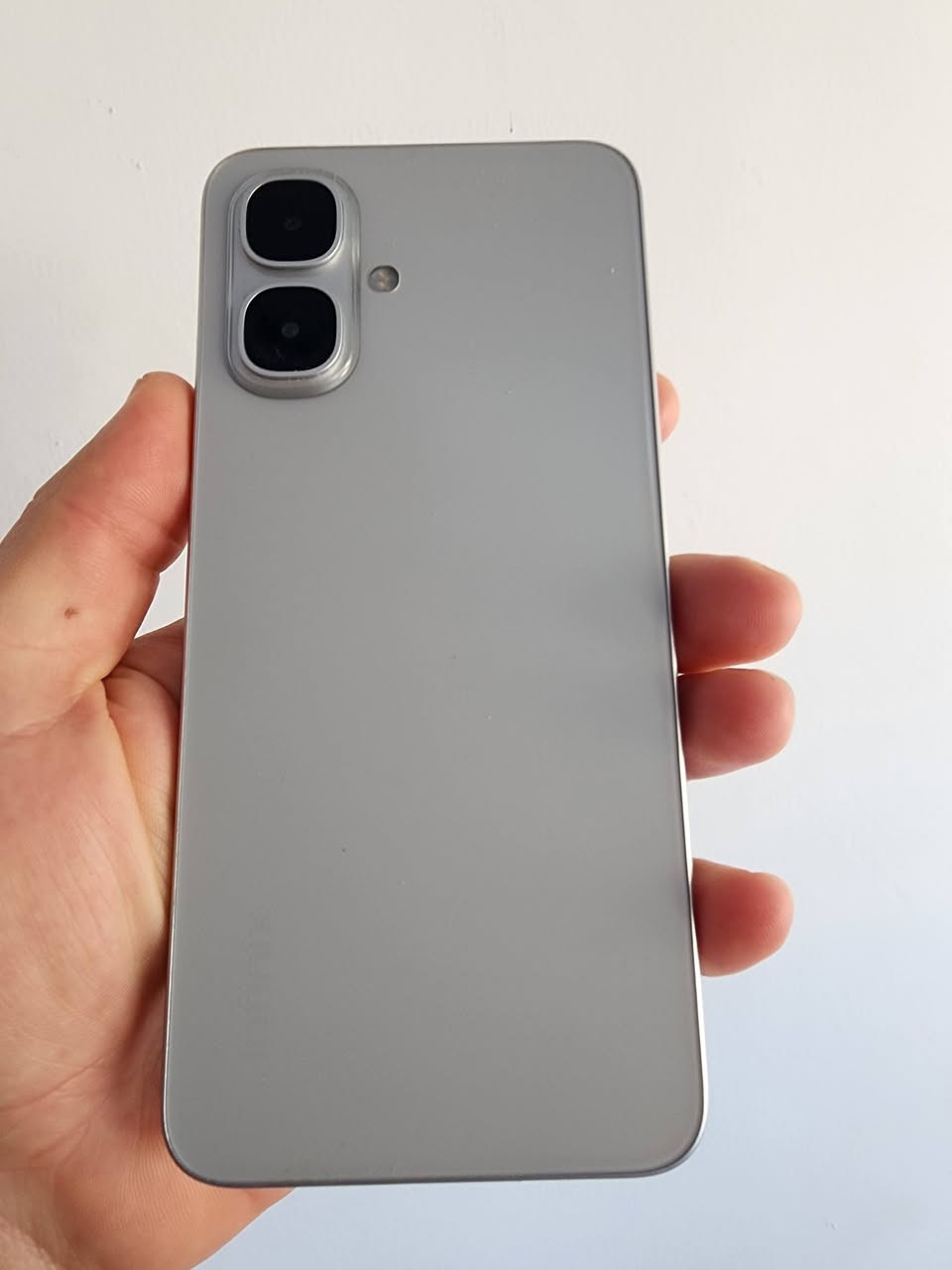 السلام عليكم… البيع نقد فقط
انفنيكس سمارت 10. للبيع اومراوس… .ملحقات شاحنه وياه
الجهاز مستعمل شي قليل شرط مامفتوح نظافه فول
الذاكرة/128.  رام/4+4.   شحن تايب سي 
السعر/90 الف قفل قفل سعر جدا مناسب
***********
