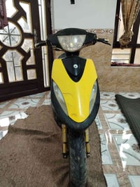 للبيع شغاله بس ابيع كومه حديد ما مفتوحه ابد سعره ٣٧٠ وبيه مجال للشراي ...