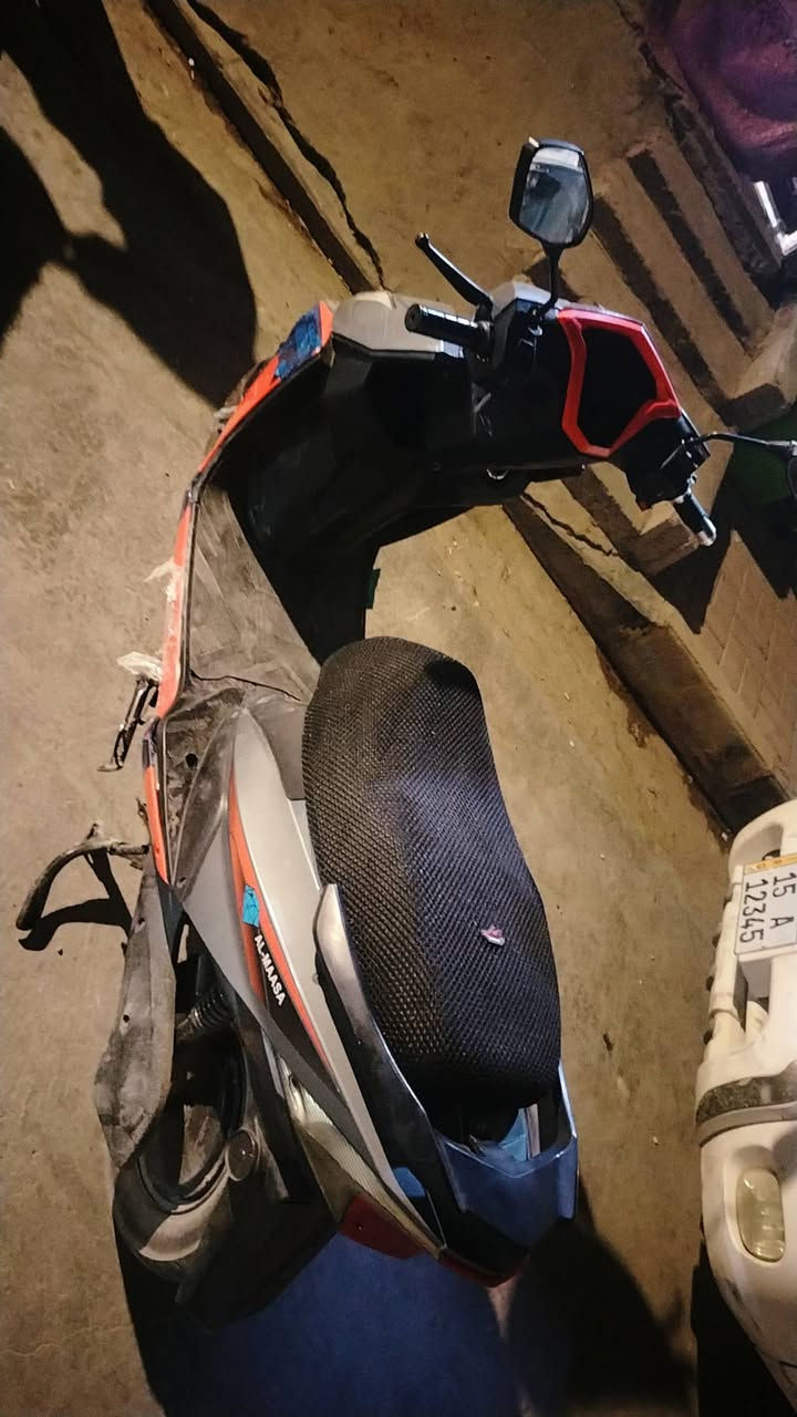 السلام عليكم
دراجه شحن نوع ماسه موديل2024 للبيع دراجه بعدهها جديده بطاريات ع الفحص شرط بعدها جديده السعر 475وبيها مجال مكانها الرمادي شارع17 الرقم ***********
