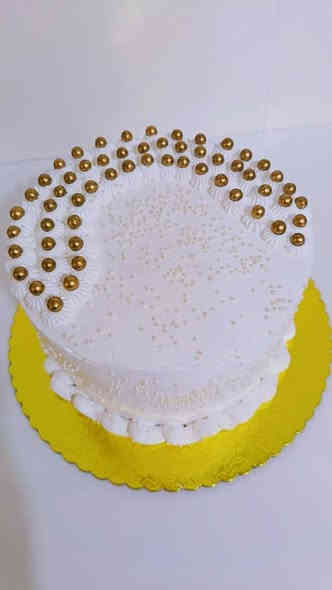 ✨ كيك حسب الطلب لكل مناسباتكم ✨
عيد ميلاد 🎂 • خطوبة 💍 • نجاح 🎉 

📌 نشتغل حسب ذوقكم وشكل الصورة
📌 النكهة تختارينها والحجم اللي يناسبكم
📌 التوصيل متوفر داخل كربلاء 🚕
للحجز مراسله الصفحه او على الواتساب ***********
