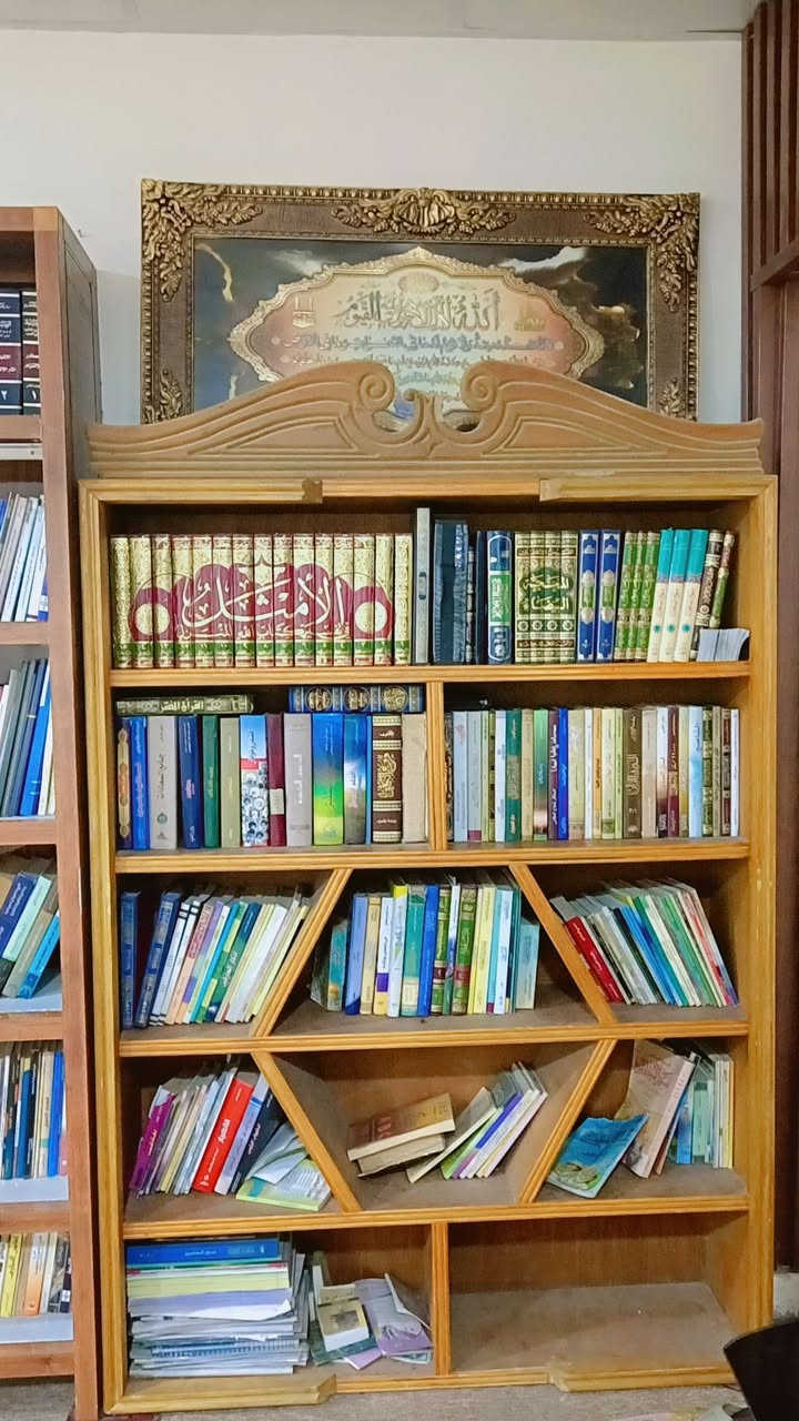 السلام عليكم 
المكتبة الصغيرة  عرض متر و20 وطول متر و 85 
المكتبة الكبيرة عرض متر و25 وطول مترين و 10
سعر الوحدة بـ 100 وبيها مجال بسيط 
بغداد شارع فلسطين


**إذا كنت صاحب هذا الإعلان وتريد حذفه لأي سبب، رجاءا أرسل رسالة إلى الدعم الفني**