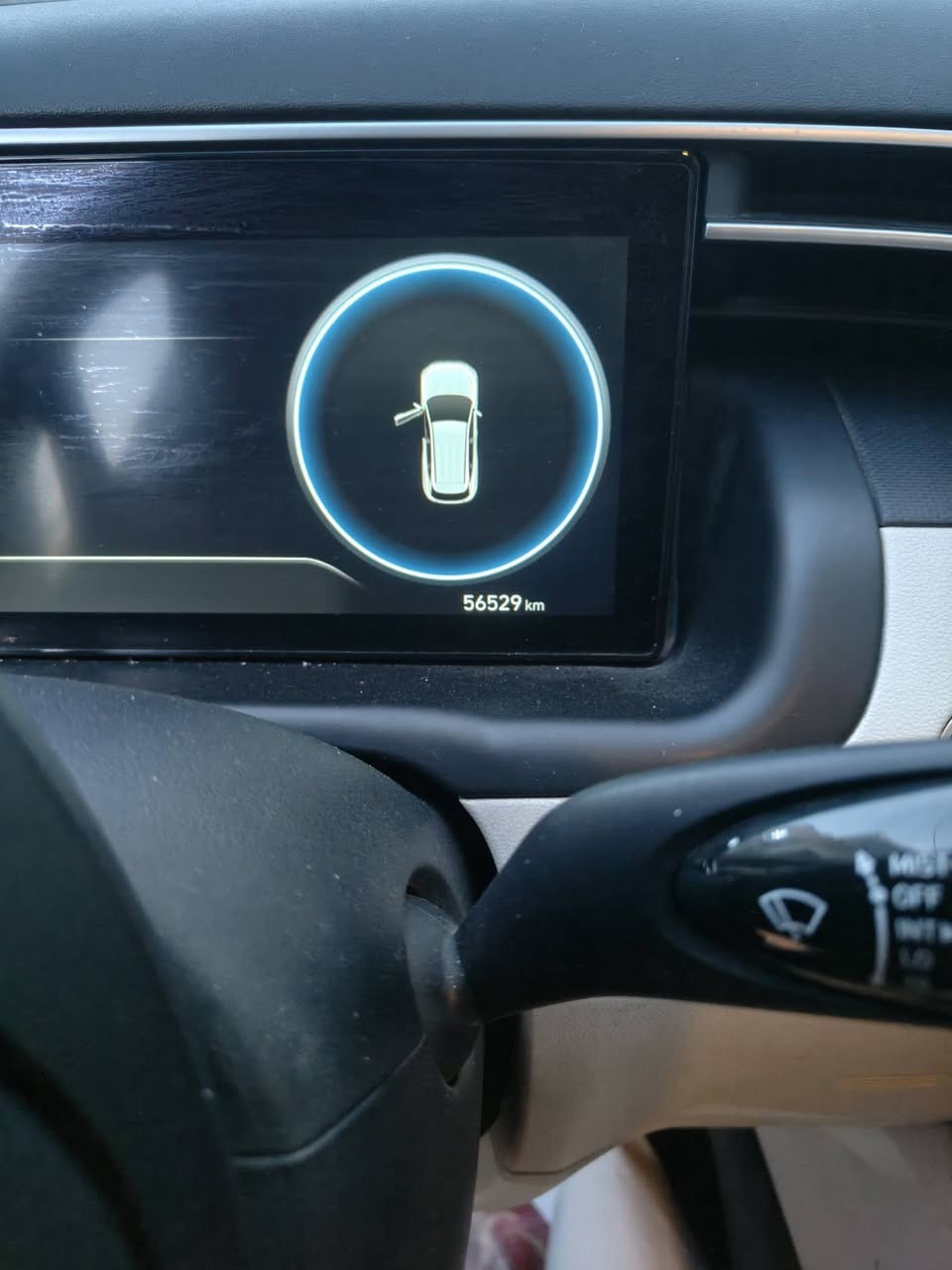 السلام عليكم
توسان موديل 2023 رقم سليمانيه الدولي الجديد وارد خليجي سياره فول ما عدا الفتحه  
المواصفات
١ شاشه 
٢ بصمة
٣ كامره دواره
٤ تبريد خلفي وامامي
٥ حساس أمامي وخلفي
٦ عدسات متحركه
٧ مرايات شفط
٨ اشاره بلمري
٩ ترحيب
١٠ هند بريك دكمه
١١ اوتوهول توقف ذاتي 
١٢ رادار
١٣ ثلاث انضمه قياده ايكو سبورت نورمن
وبعد بيها هواي موصفات  الهاتف *********** السعر 210$
