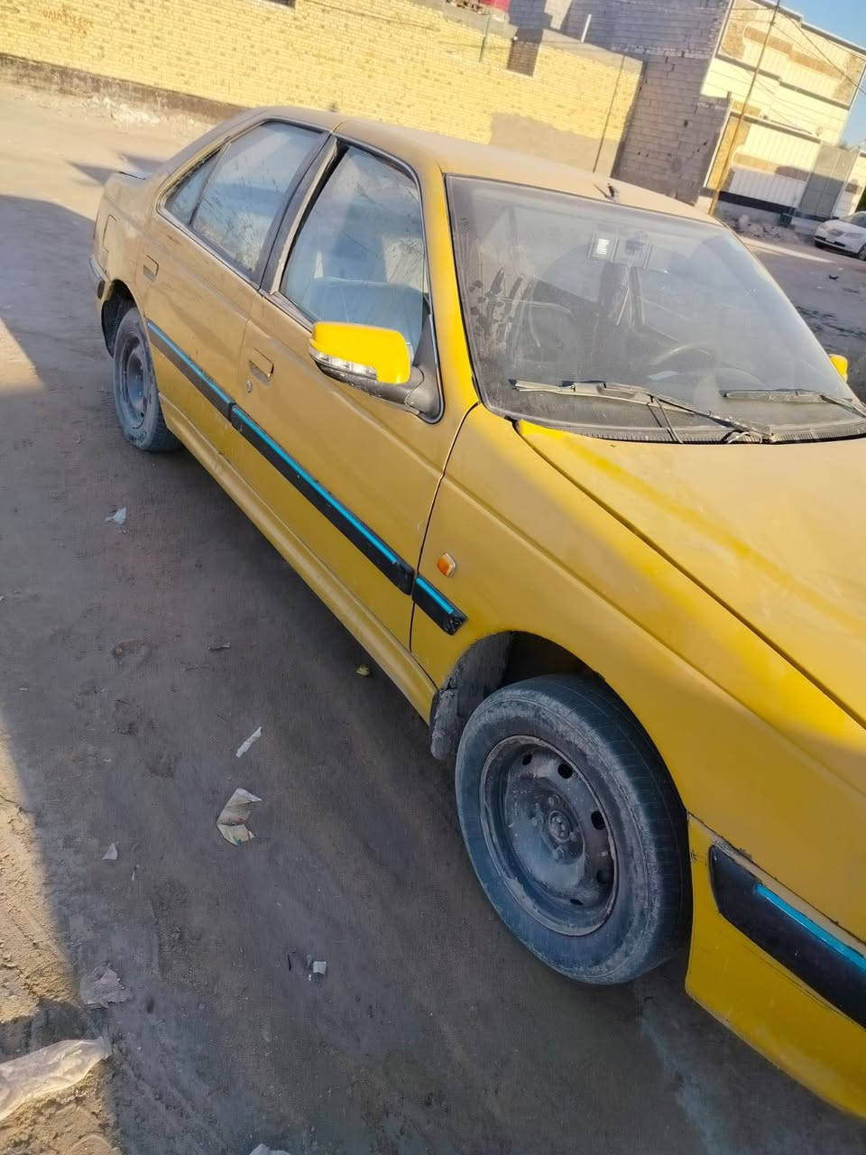 سلام عليكم بارص15بيها مكينه18مكفوله هيه ولكير سنويتها ضاعت صارلها 4ايام وراعيها موجود اكلها من كلشي سياره مال جناي وحلوه ب25قفلها ربع ماينزل ***********
