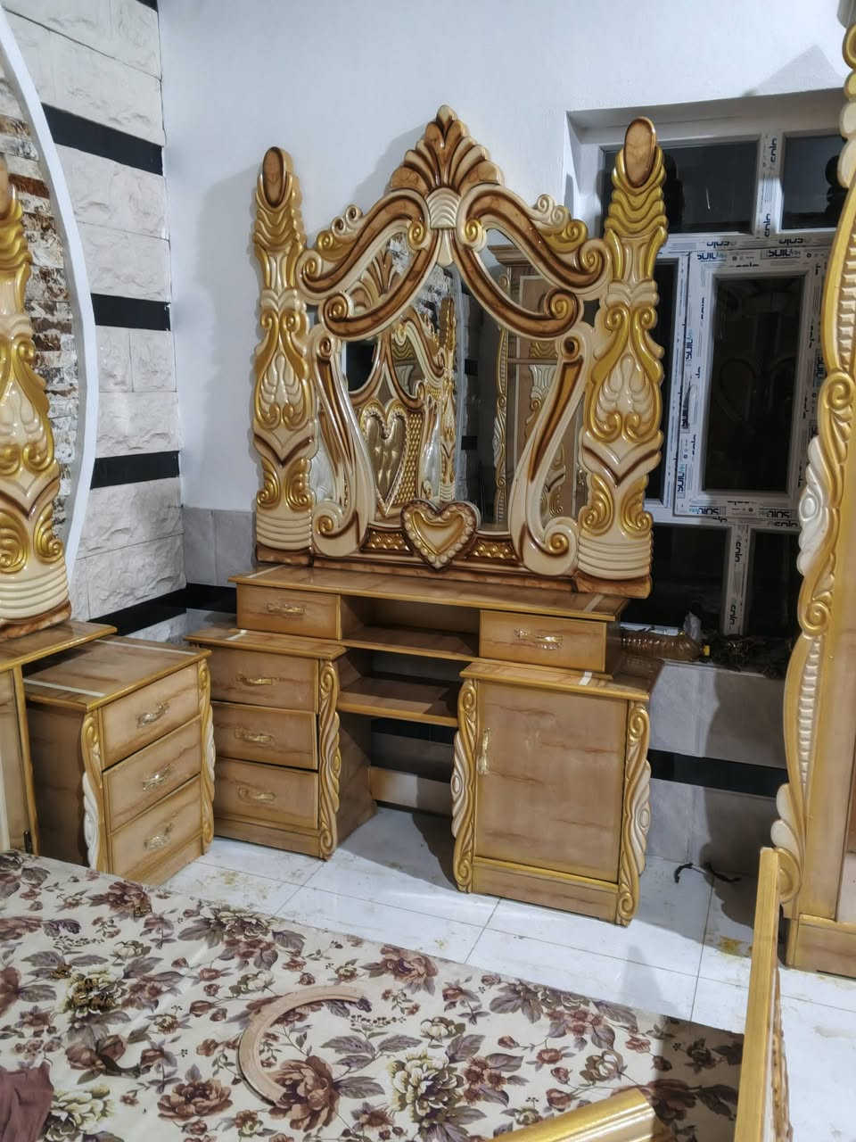 سلام عليكم يوجد عرفه نوم خشب صاج البيع السعر ٧٥٠ بيها مجال العنوان قضاء الرمانه لاستفسار علا هاذ الرقم ***********
