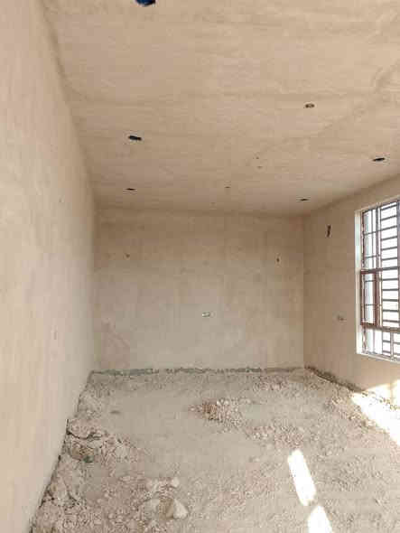 خلفه لبخ جص وبورك 
متفرغ حاليا 
عملي بابل فقط 
***********
