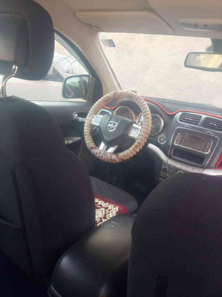 السلام عليكم ..مكلف بالنشر
السلام عليكم 
للبيع  سيارة جورني موديل 2018 محرك 2400 رقم بغداد انكليزي دولي هزة جديدة وسنوية جديدة لغاية سنة 2031 .
السيارة بأسمي شرط التحويل 7 راكب  ثلاث بصمات ( بصمة تشغيل +بصمةأبواب+ بصمةجنطة ) شاشة صغيرة وكامرة - تحكمات ستيرن - وبلوتوث  - ثلاث مخابأ سرية - محرك جديد موديل2020  وكير مكفولات - طخم تايرات جديد  - صدر امامي وخلفي بلادي- السيارة جديدة بلادية على وضع الشركة مكفولة كفالة عامة من التبديل و الصبغ عدا حادثها في امريكا تعديل وصبغ شبر من البنيد فقط جهة السائق 
مكاني بغداد حي اور للاتصال *********** يوجد واتساب 
السعر 150 ورقة
