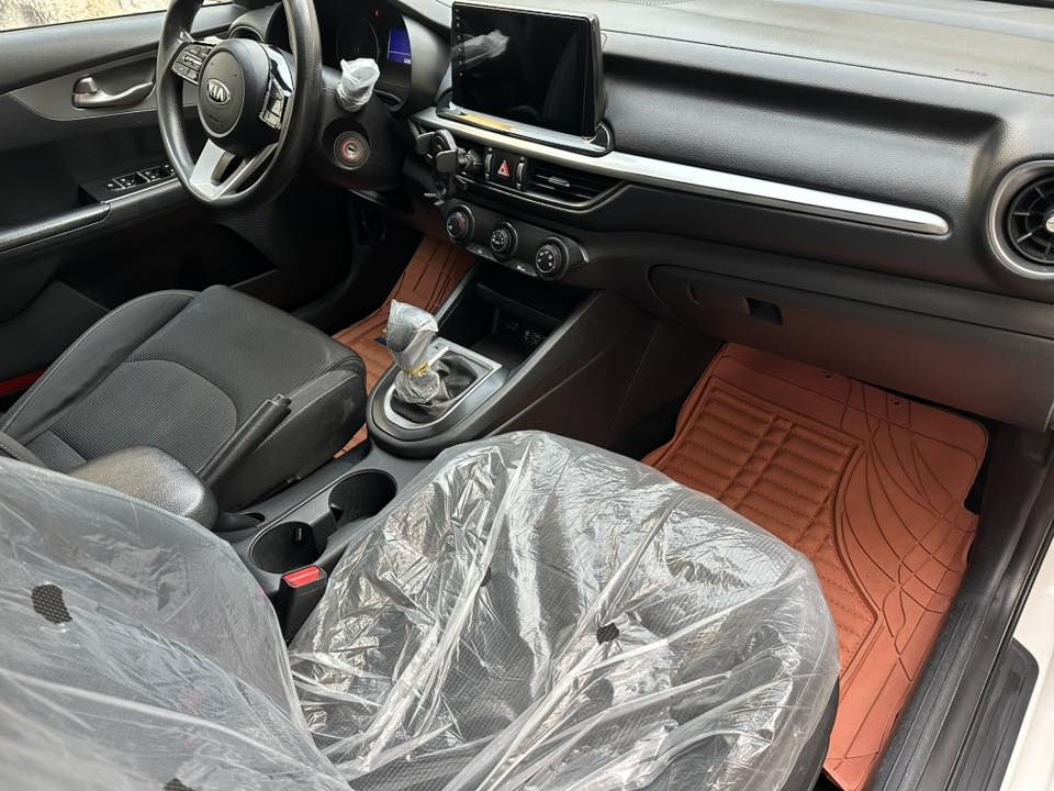 ( كيا سيراتو / خليجي / موديل 2020)
( الدولية العراقية )
مكفولة كفالة عامة حتى من البارد من دعامة الخليفة الى دعامية الامامية بدون صبغ بدون بارد بدون تبديل بدون كلشي كفالة عامة من ( كير AT / وميكنة / وتبريد/ وصدر)
رقم بغداد الجديد بااسمي تحويل ثاني يوم سنوية وهزه وفحص وارقام كله جديد مكينة ( 1600) دوش برغي ممفتوح بيه
( ماشية  66 الف كيلو متر فقط )
_
_شاشه كار بلي 
داخل اسود
ملاحظه السونار المندلاوي  مرفق مع الصور 
بيها ع كد شبر بالدوسه 
ورصات بالباب الخلفي 3 رصعات ممبينات 
السعر 160 وبيها مجال قليل 

‭***********‬
