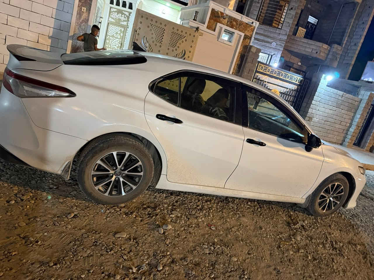 سلام عليكم كامري هايبرد معلايه 2023البيع***********
