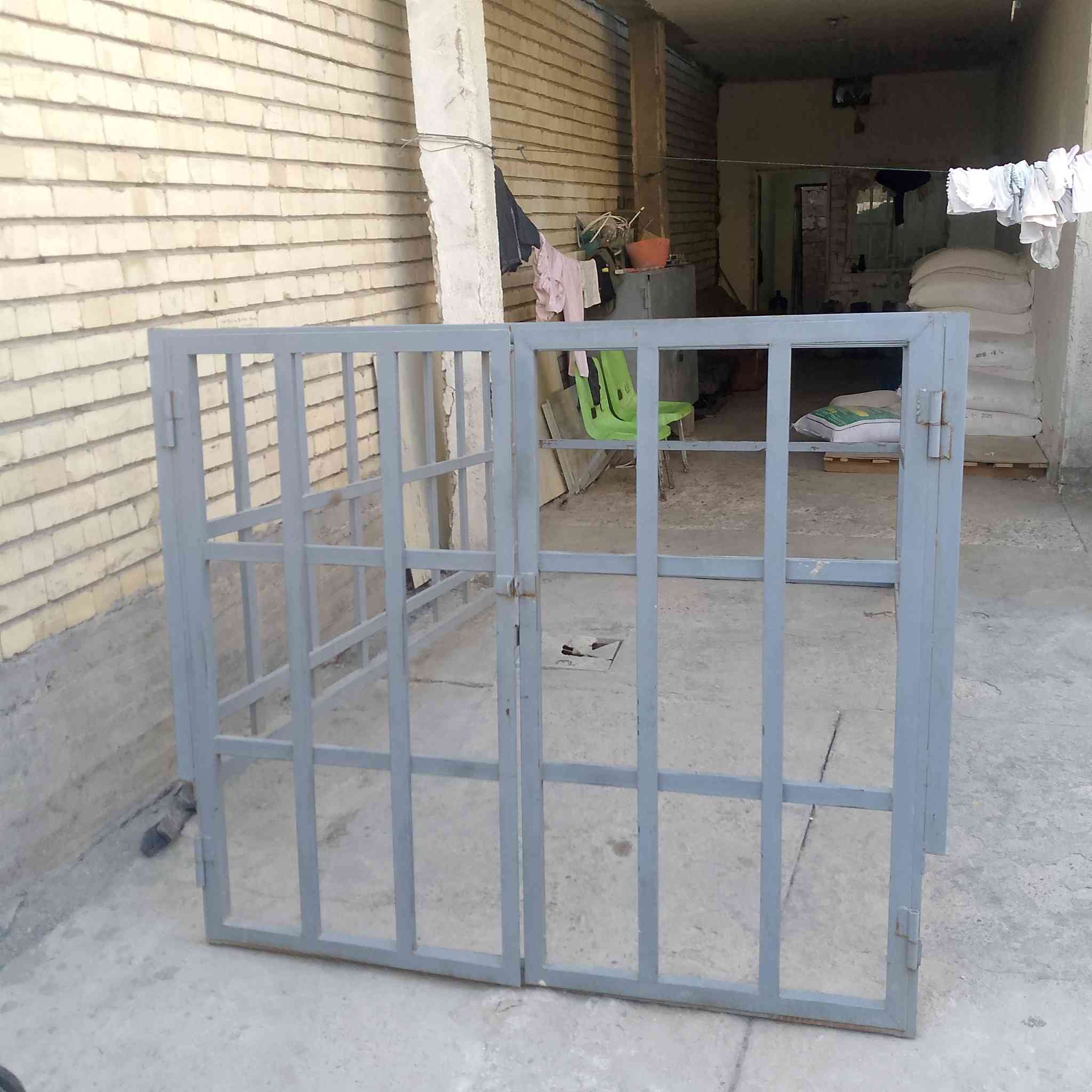 محجر للبيع
السعر 250 الف قفل
***********
